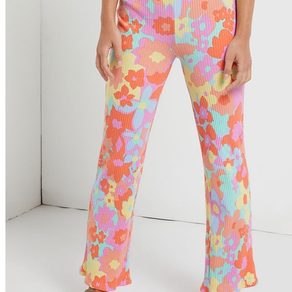 Pac Sun Billabong Come Back Cropped Trouser pants - Picture 2 of 7